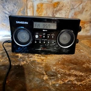 Sangean Radio